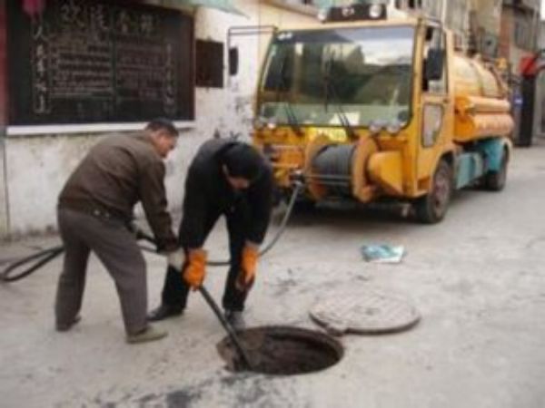 临城疏通管道师傅电话（临颍县管道疏通师傅）